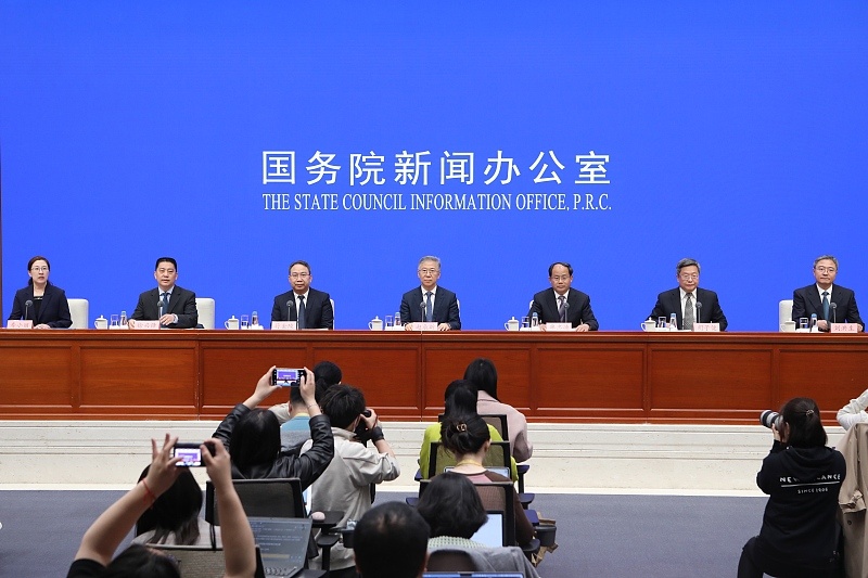 六部门解读产业发展新政策,推动大规模设备更新与产业升级 - 精选资讯网